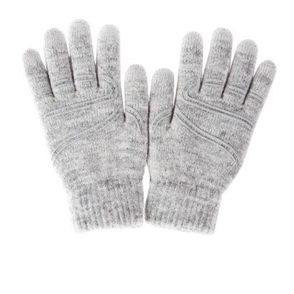 Перчатки Moshi Digits для сенсорных дисплеев Перчатки Moshi Digits для сенсорных дисплеев изготовлены из прочных материалов и предназначены не только для согрева ваших рук в холодный период времени (зима, осень), но и для быстрого ответа на звонки не снимая при этом перчатки.