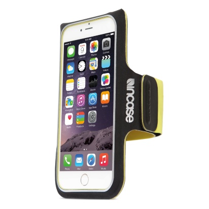 Спортивный чехол Incase Armband Pro для iPhone 6/6S Plus/7 Plus Спортивный чехол на руку Incase Armband Pro для iPhone 6 Plus/6S Plus/7 Plus обеспечит превосходную защиту гаджета во время пробежек или каких-либо других видов спортивных упражнений. 