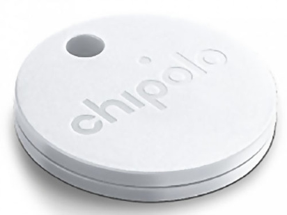 Chipolo Plus - Поисковый трекер Chipolo Plus ― это усовершенствованная версия поискового трекера Chipolo Classic. Трекер синхронизируется со смартфоном пользователя и передает в приложение время последнего соединения, сигнал о разрыве связи, а также позволяет отыскать предмет, к которому он прикреплен, одним нажатием кнопки.